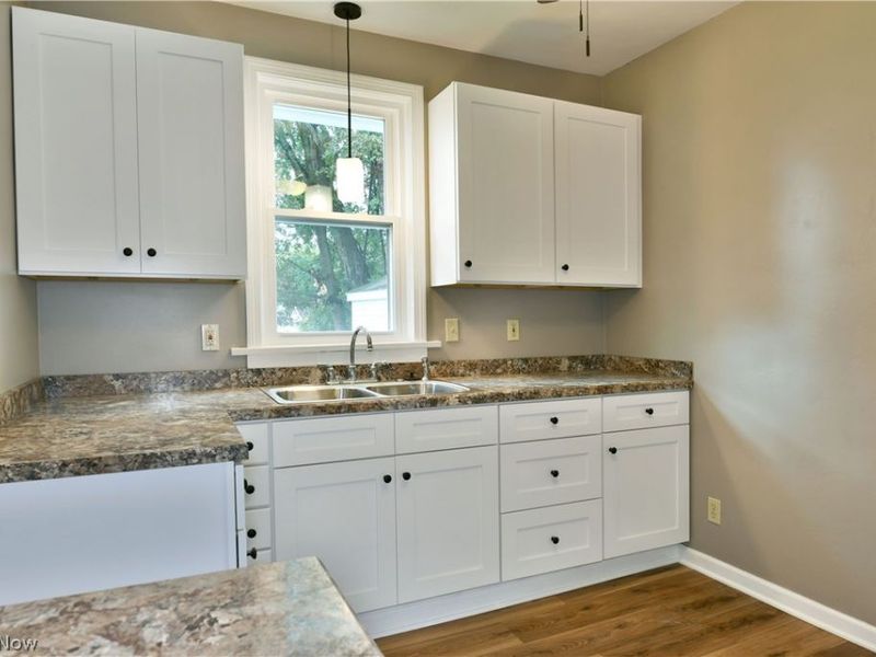 5 Delaware Avenue, Poland, OH 44514 Photo 17