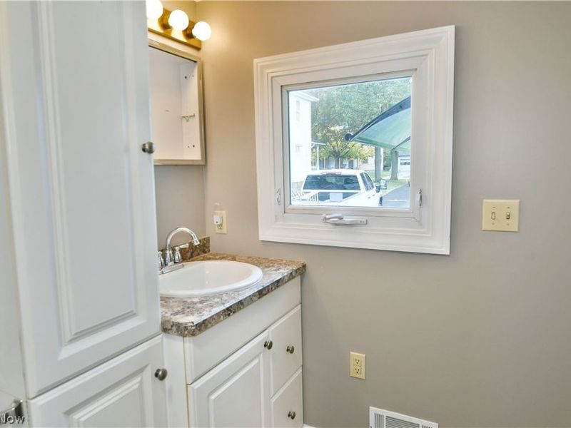 5 Delaware Avenue, Poland, OH 44514 Photo 25