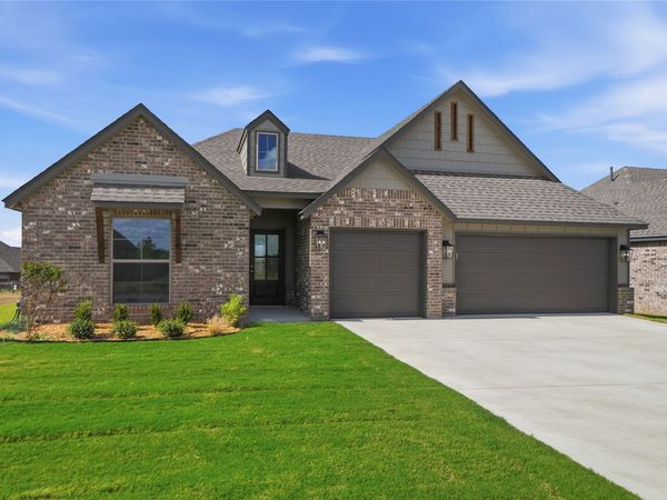 5118 S Everett Drive, Sand Springs, OK 74063