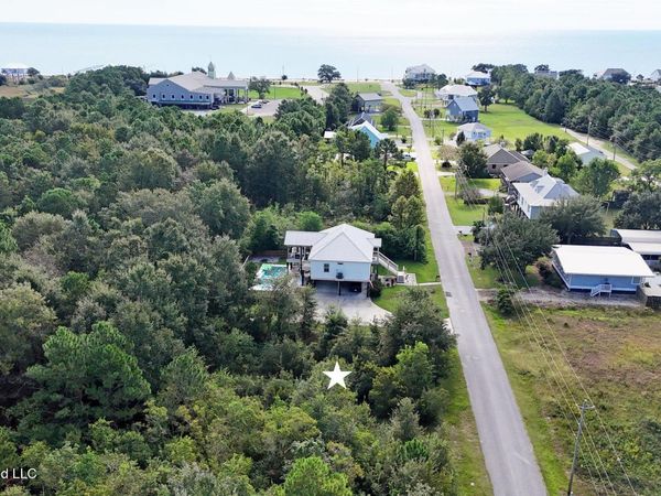 164 Vacation Lane, Waveland, MS 39576