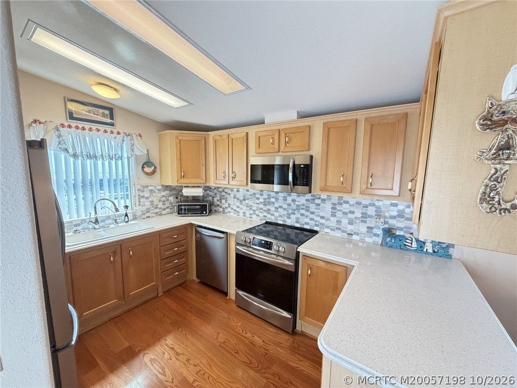 1033 Nettles Boulevard , Jensen Beach, FL 34957 Photo