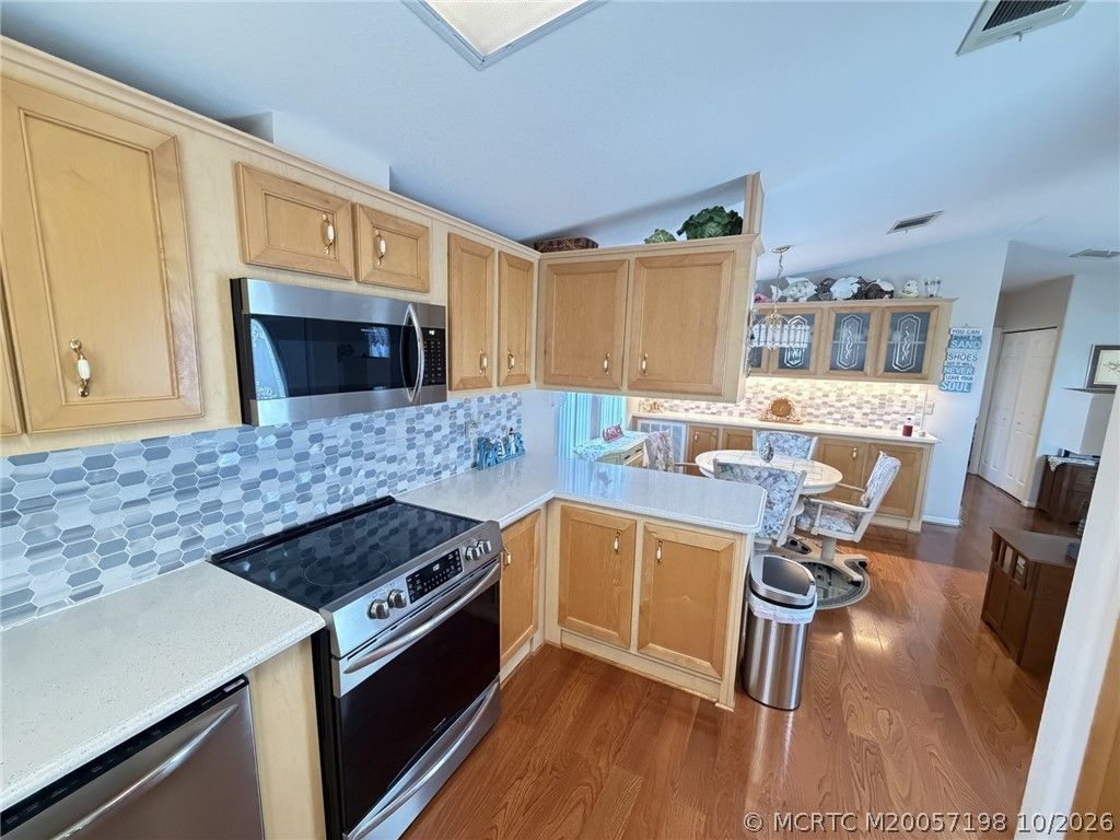 1033 Nettles Boulevard , Jensen Beach, FL 34957 Photo