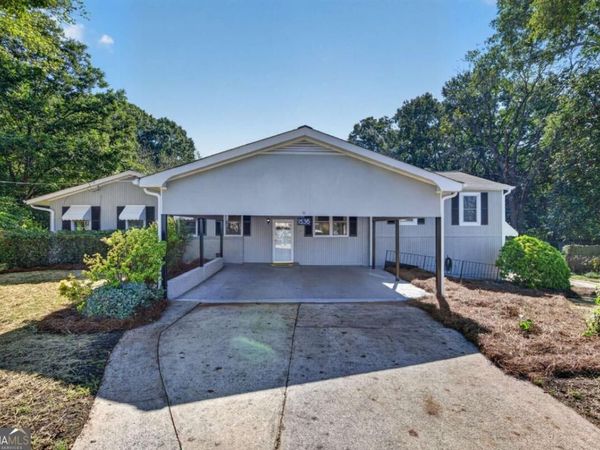 1536 W Oak Drive, Marietta, GA 30062