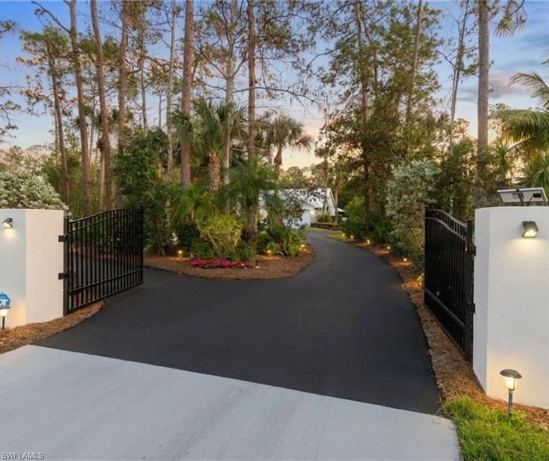 5340 Tamarind Ridge Dr , Naples, FL 34119 Photo