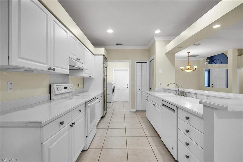 4407 Pomarine Ct , Naples, FL 34119 Photo