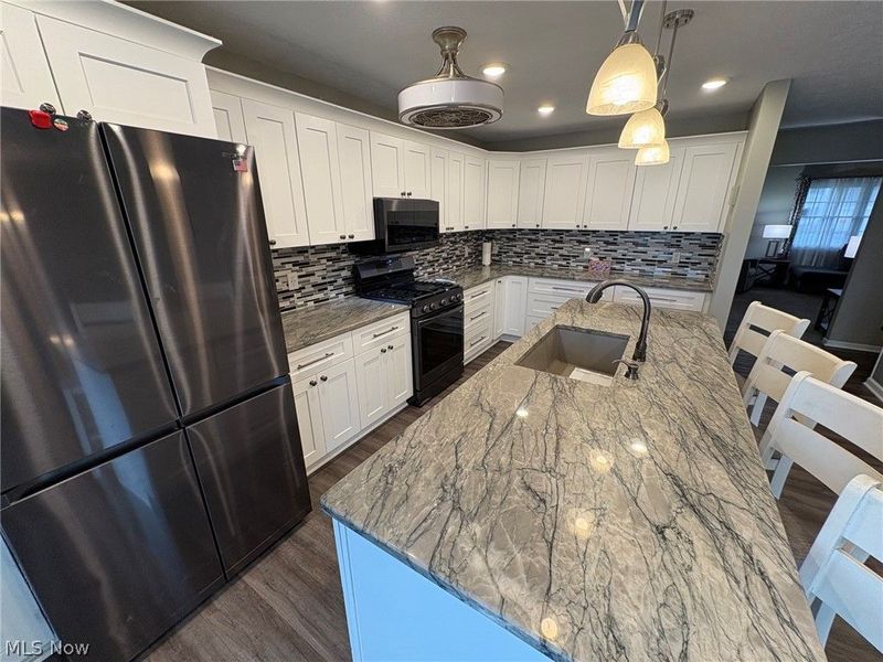 5170 White Pine Drive, Brunswick Hills, OH 44212 Photo 13