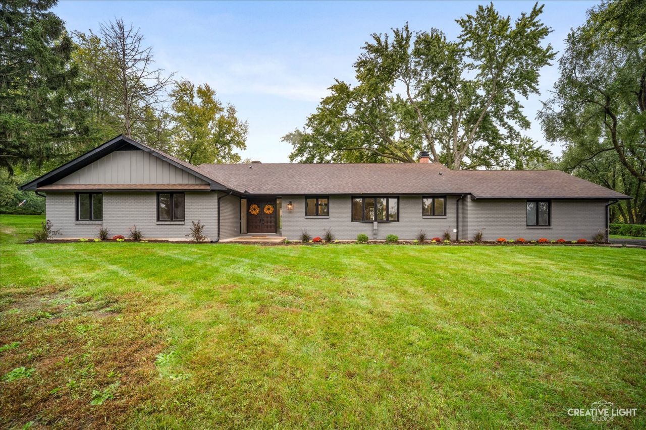 867 Winmoor Drive, Sleepy Hollow, IL 60118 Main Photo