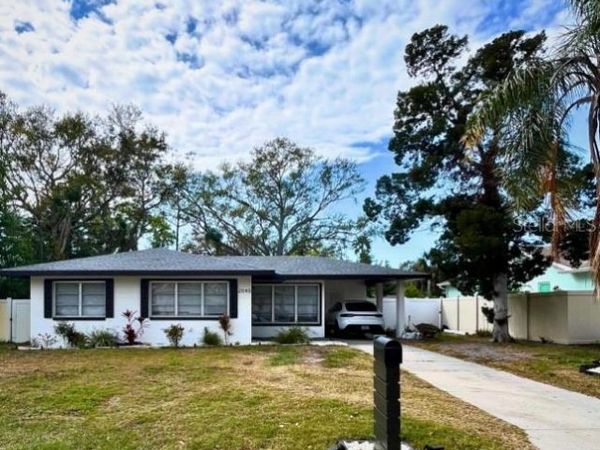 2040 YALE AVENUE , DUNEDIN, FL 34698