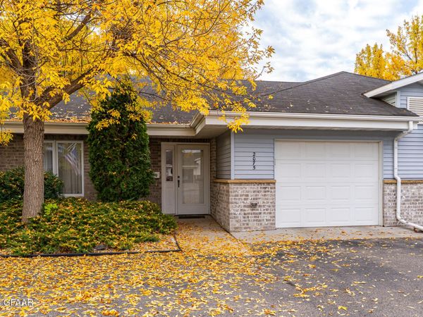 2075 WESTMINSTER Court , Grand Forks, ND 58201