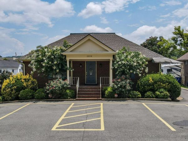 2222 Chambliss Avenue NW, Cleveland, TN 37311