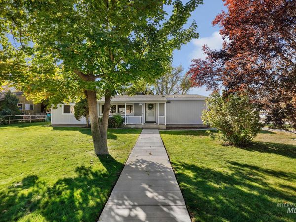 575 4th Ave E, Wendell, ID 83355