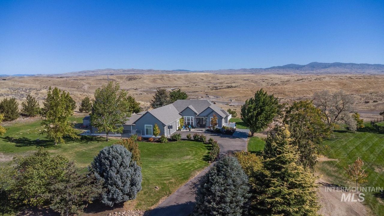 6312 N Hill Point Way, Star, ID 83669 Main Photo