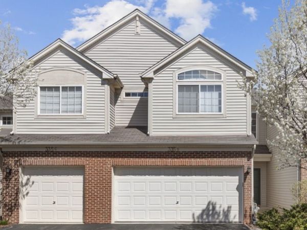 335 Thornwood Way , Unit D, South Elgin, IL 60177