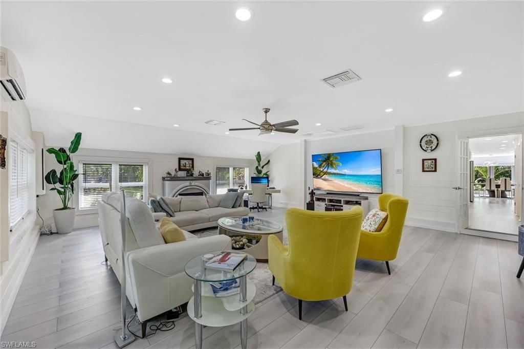 2061 Santa Barbara Blvd , Naples, FL 34116 Photo