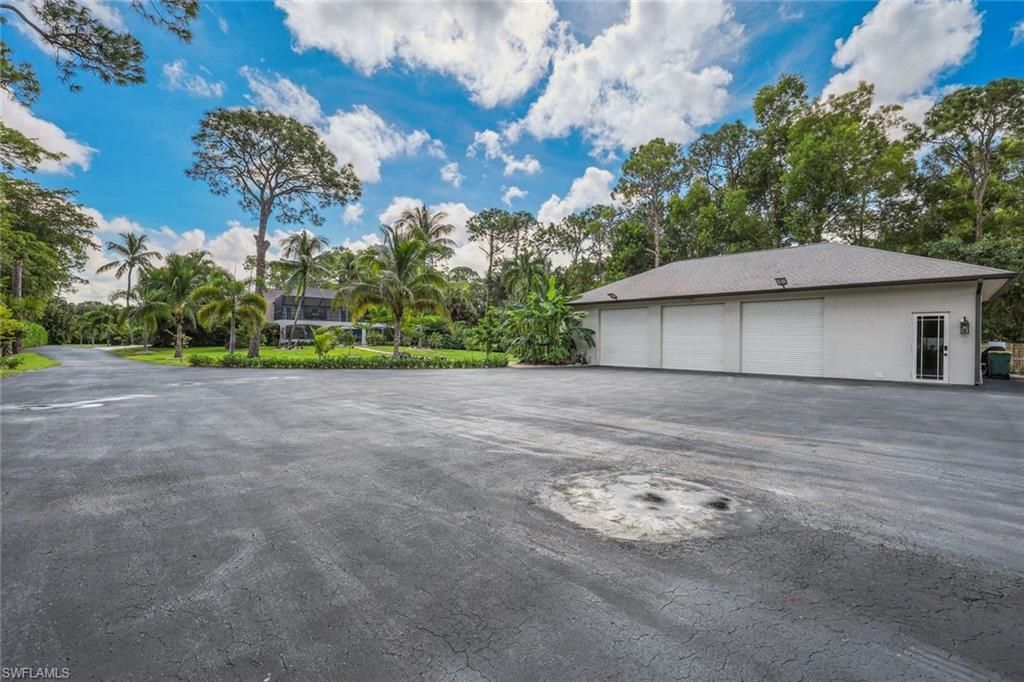 2061 Santa Barbara Blvd , Naples, FL 34116 Photo