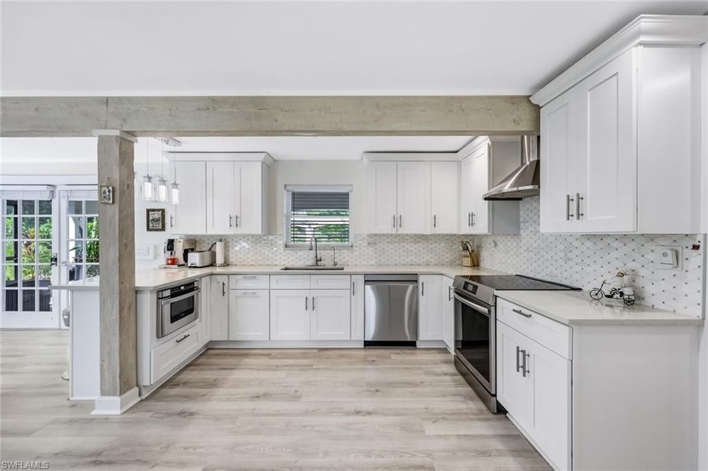 2061 Santa Barbara Blvd , Naples, FL 34116 Photo