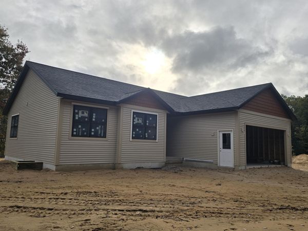 6158 N Weber Road, Whitehall, MI 49461