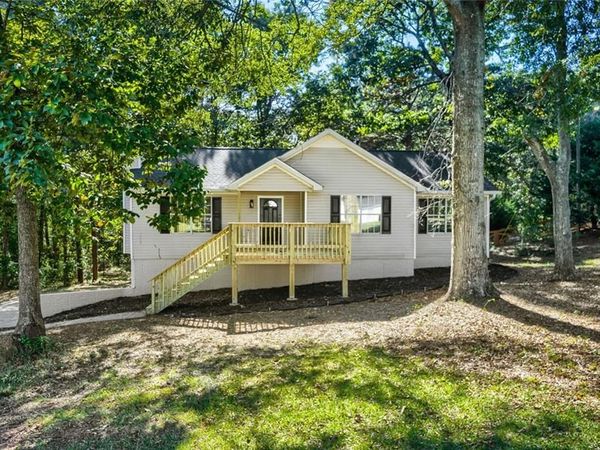 77 Cobbler Drive , Newnan, GA 30265