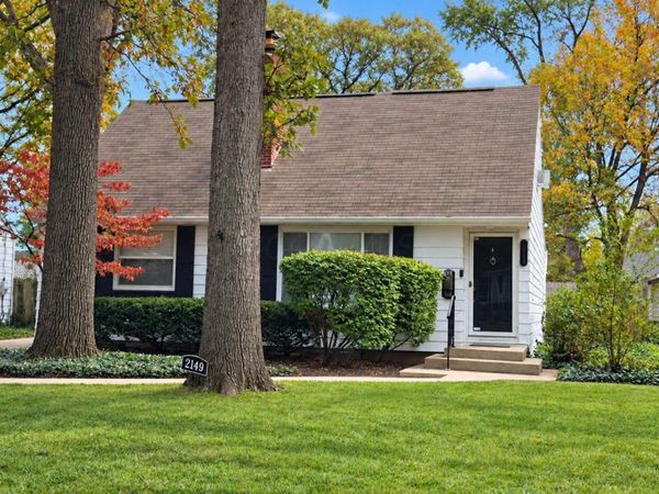 2149 Wesleyan Drive , Upper Arlington, OH 43221