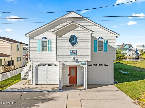 7097 7th Street, Surf City, NC 28445