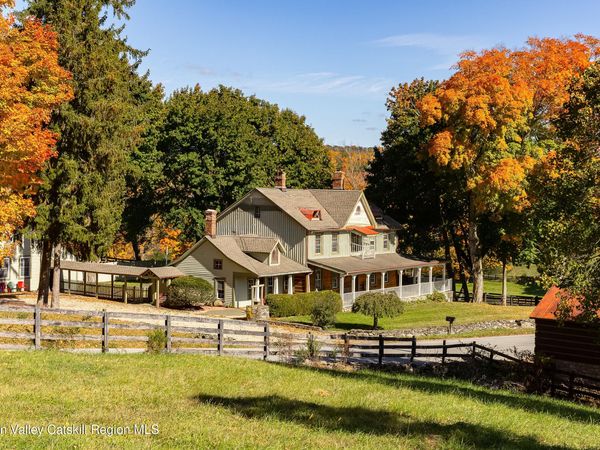 195 Drake Road, Pleasant Valley, NY 12569