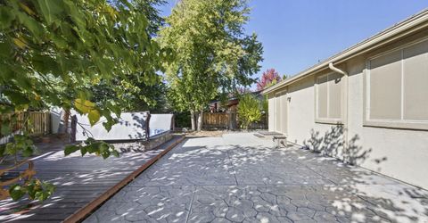 7035 Cinnamon Drive, Sparks, NV 89436 Photo