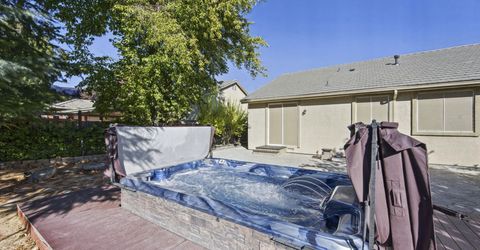 7035 Cinnamon Drive, Sparks, NV 89436 Photo