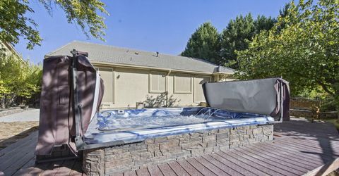 7035 Cinnamon Drive, Sparks, NV 89436 Photo