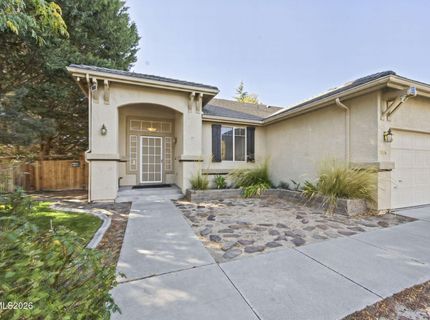 7035 Cinnamon Drive, Sparks, NV 89436 Photo