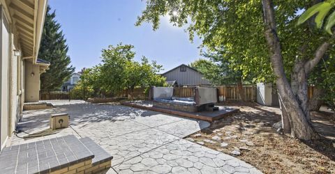 7035 Cinnamon Drive, Sparks, NV 89436 Photo