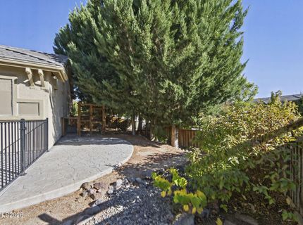 7035 Cinnamon Drive, Sparks, NV 89436 Photo