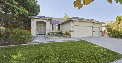 7035 Cinnamon Drive, Sparks, NV 89436 Photo