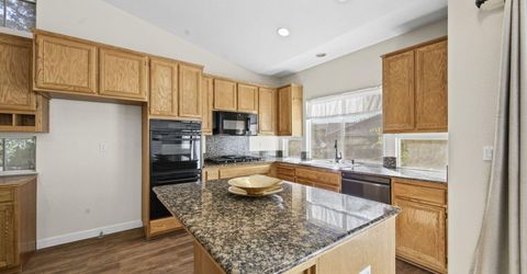 7035 Cinnamon Drive, Sparks, NV 89436 Photo