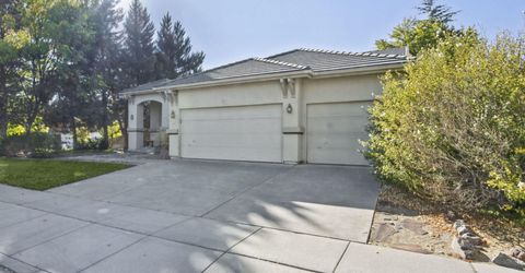 7035 Cinnamon Drive, Sparks, NV 89436 Photo
