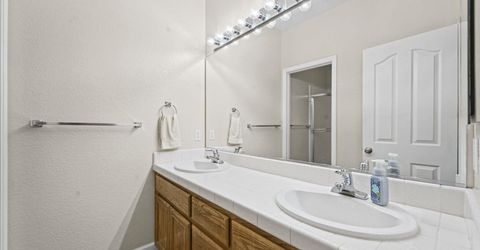 7035 Cinnamon Drive, Sparks, NV 89436 Photo
