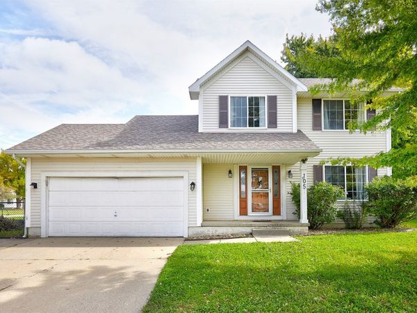 105 SE Westgate Drive , Waukee, IA 50263