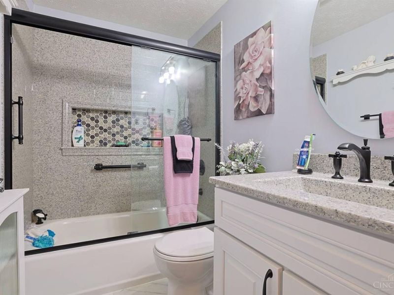 2818 Overdale Drive, Colerain Township, OH 45251 Photo 17