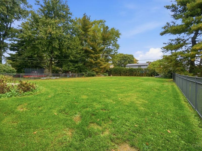 1020 Cloverfield Lane, Springfield Township, OH 45224 Photo 42
