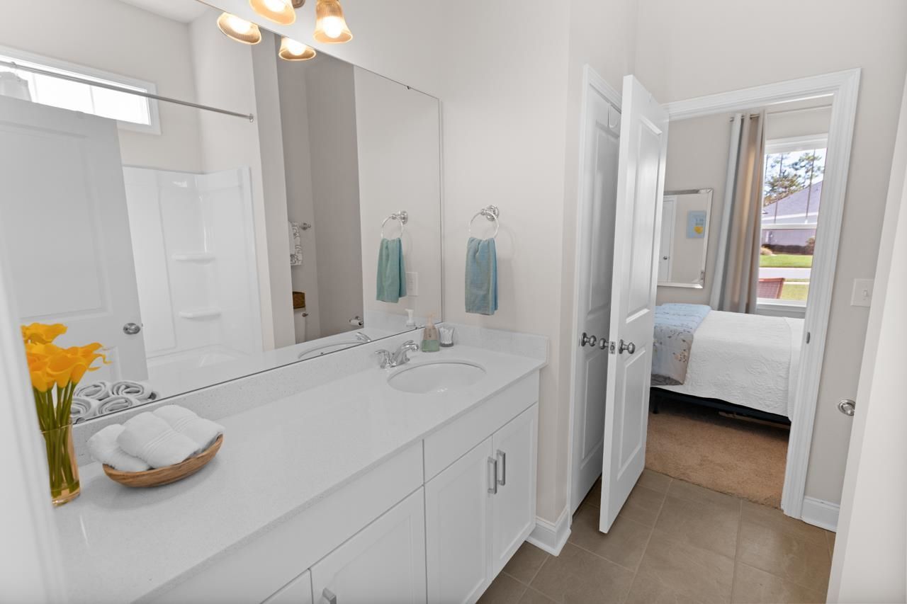 489 Bumble Circle Photo 10