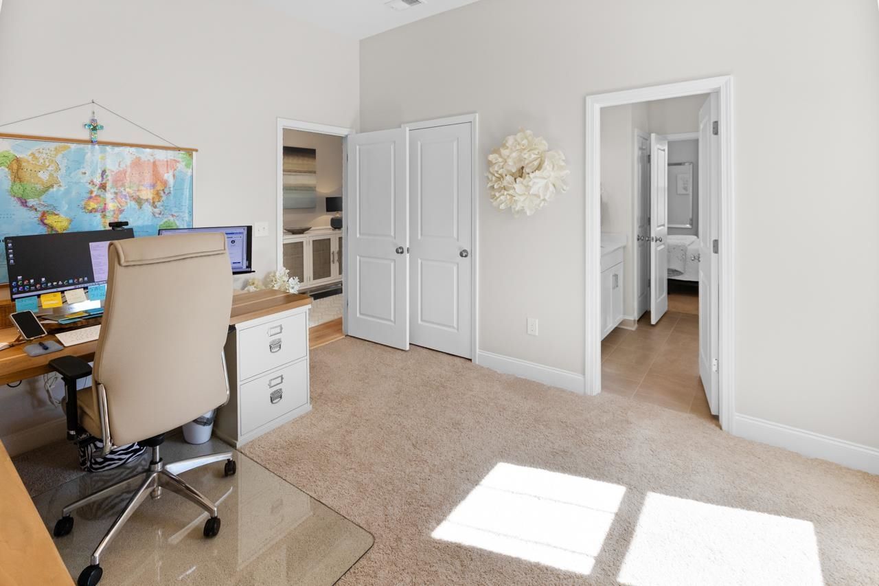 489 Bumble Circle Photo 14