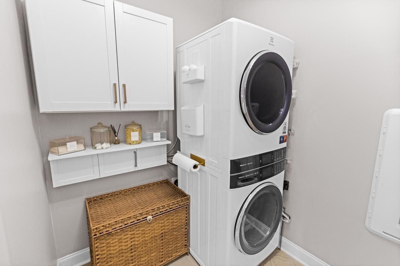 489 Bumble Circle Photo 17