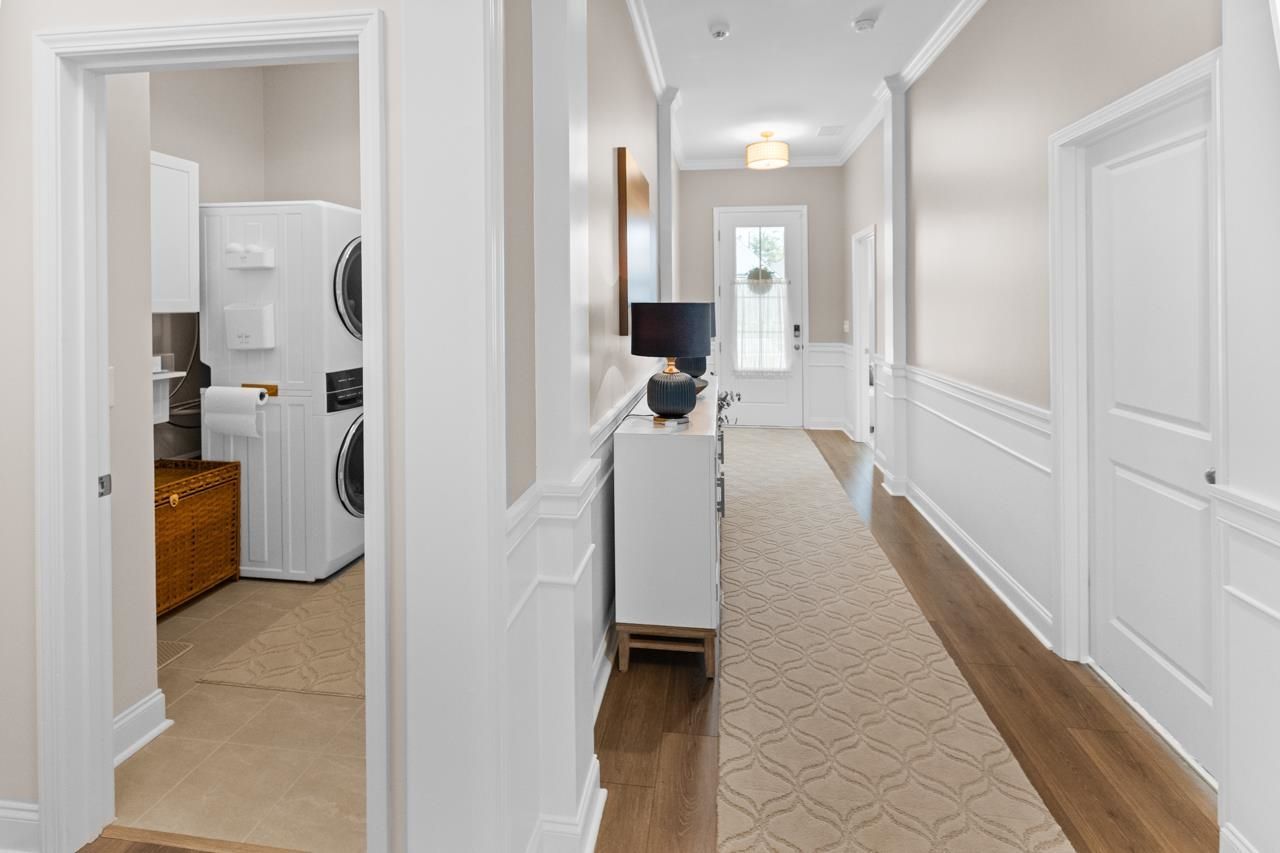 489 Bumble Circle Photo 6