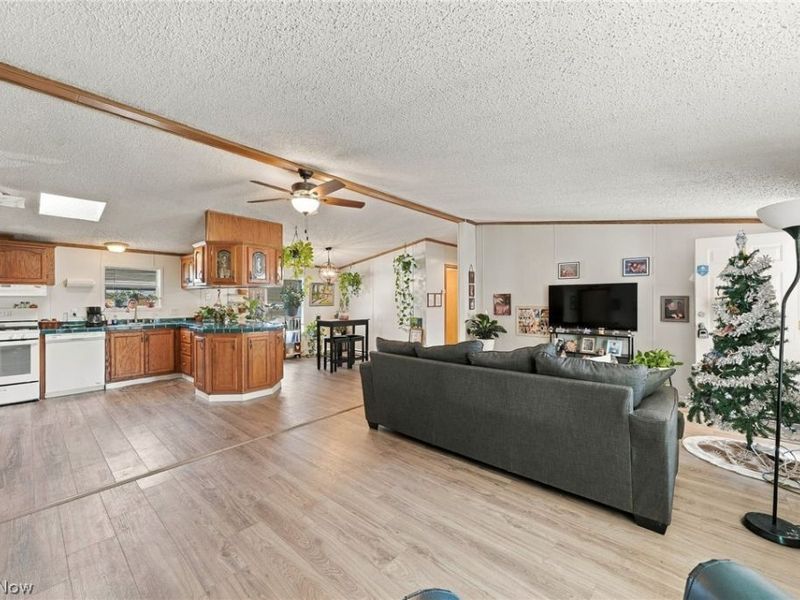 1525 Lancelot Street, Streetsboro, OH 44241 Photo 5