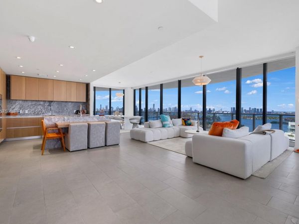 501 West Ave , Unit 3303, Miami Beach, FL 33139