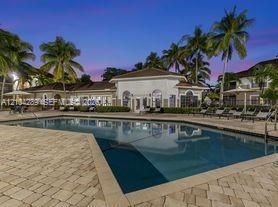 200 NE 12th Ave , Unit 2E, Hallandale Beach, FL 33009 Photo