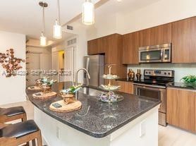 200 NE 12th Ave , Unit 2E, Hallandale Beach, FL 33009 Photo