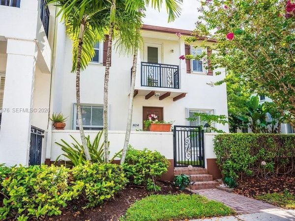 4654 Monarch Way , Coconut Creek, FL 33073