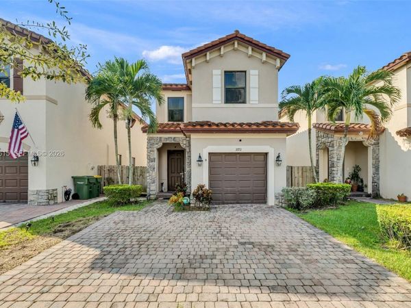 3772 NE 2nd St , Homestead, FL 33033