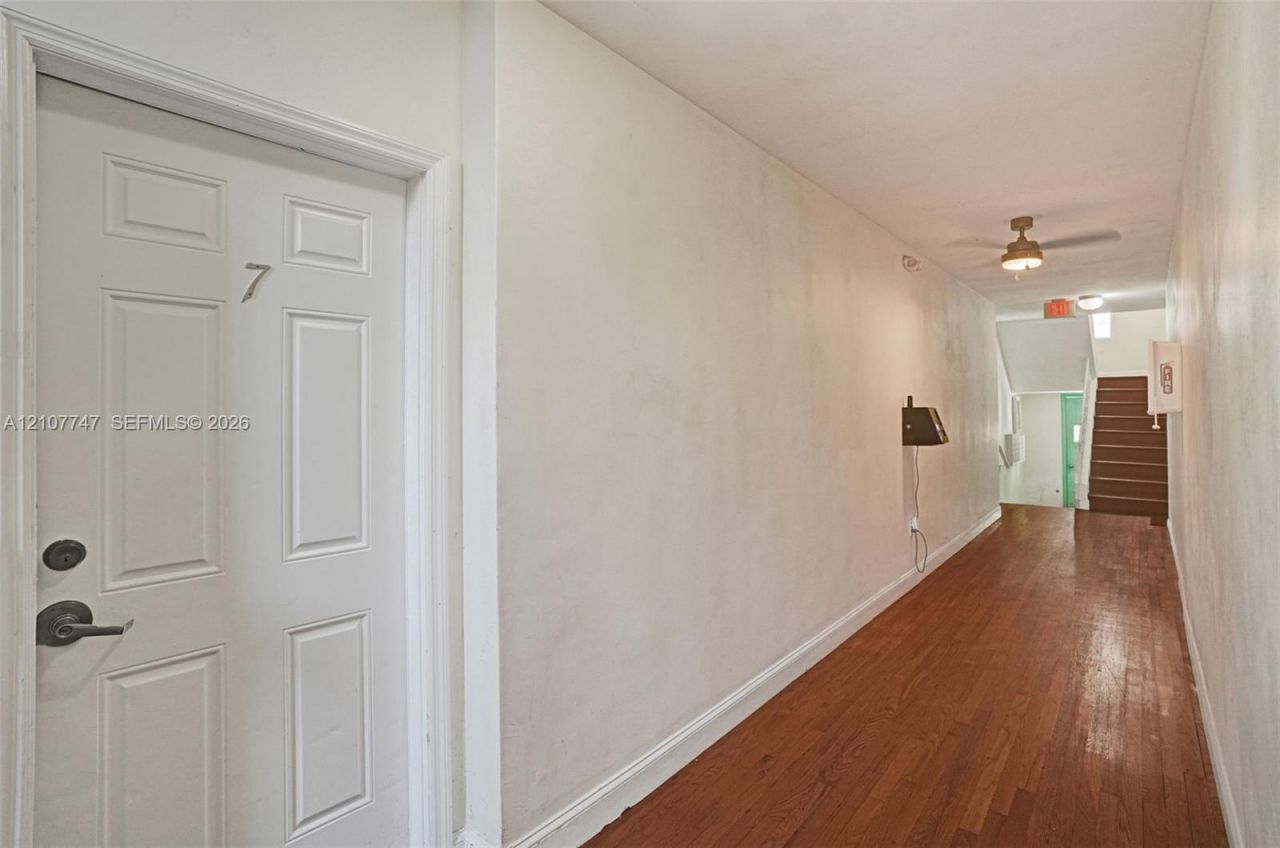1027 Euclid Ave , Unit 7, Miami Beach, FL 33139 Photo