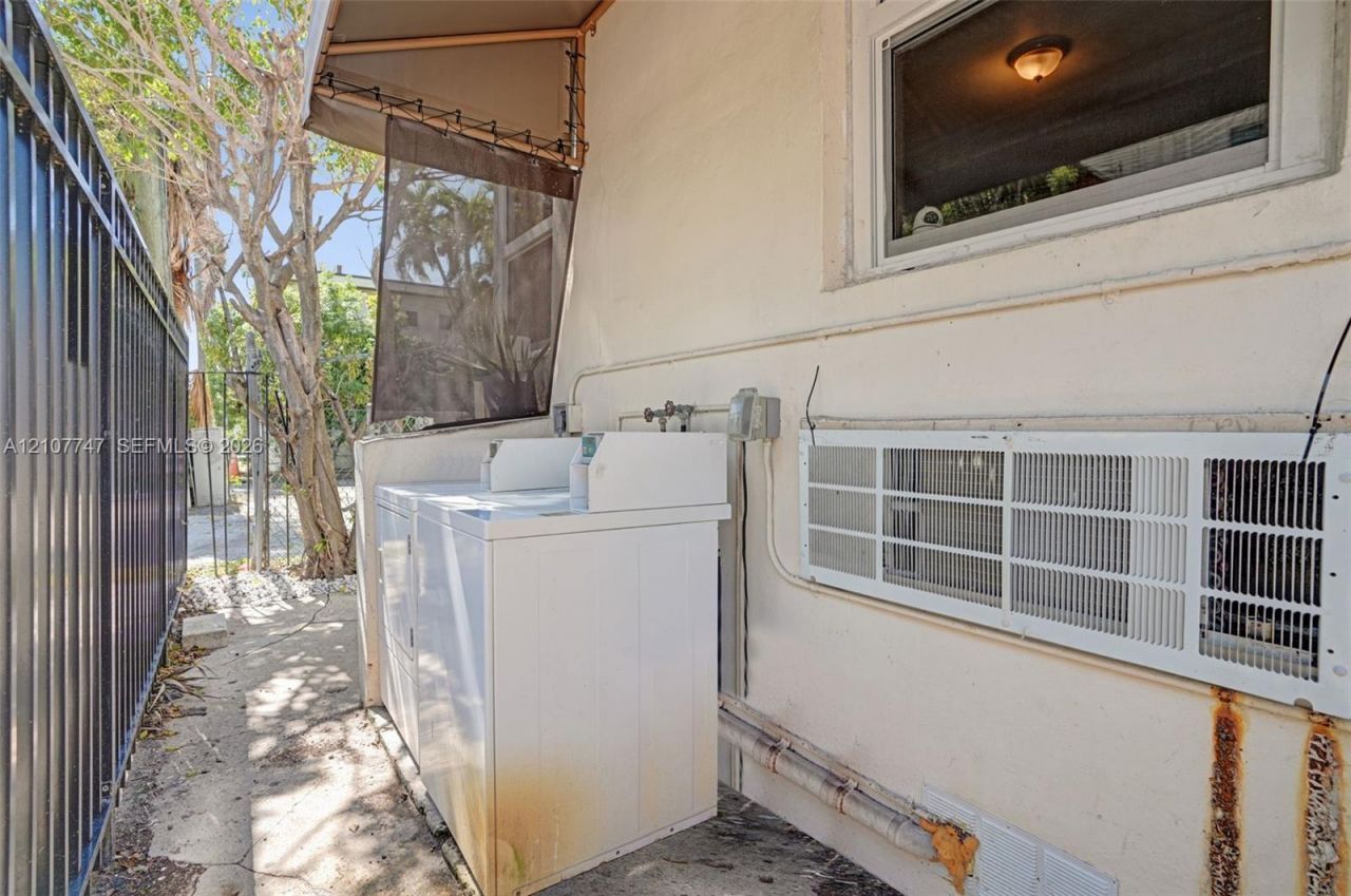 1027 Euclid Ave , Unit 7, Miami Beach, FL 33139 Photo